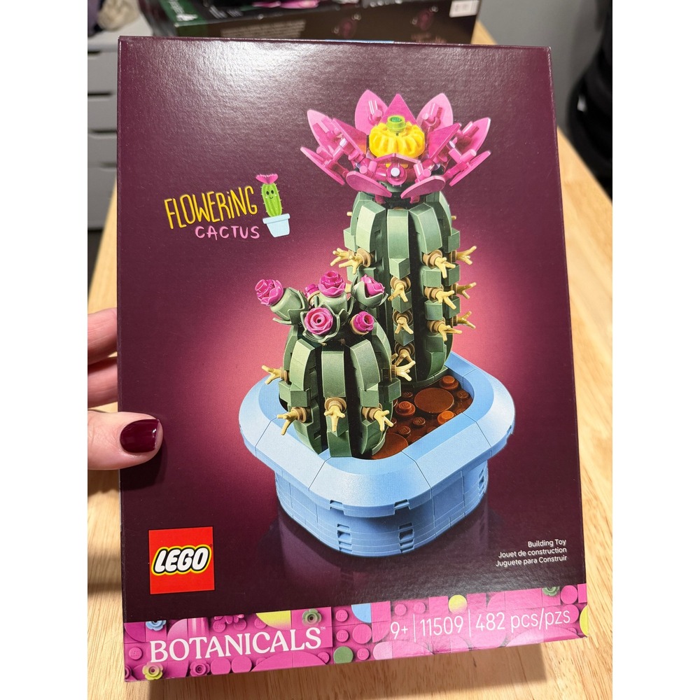 LEGO Botanicals Flowering Cactus 11509 Building Toy 482 Pieces New